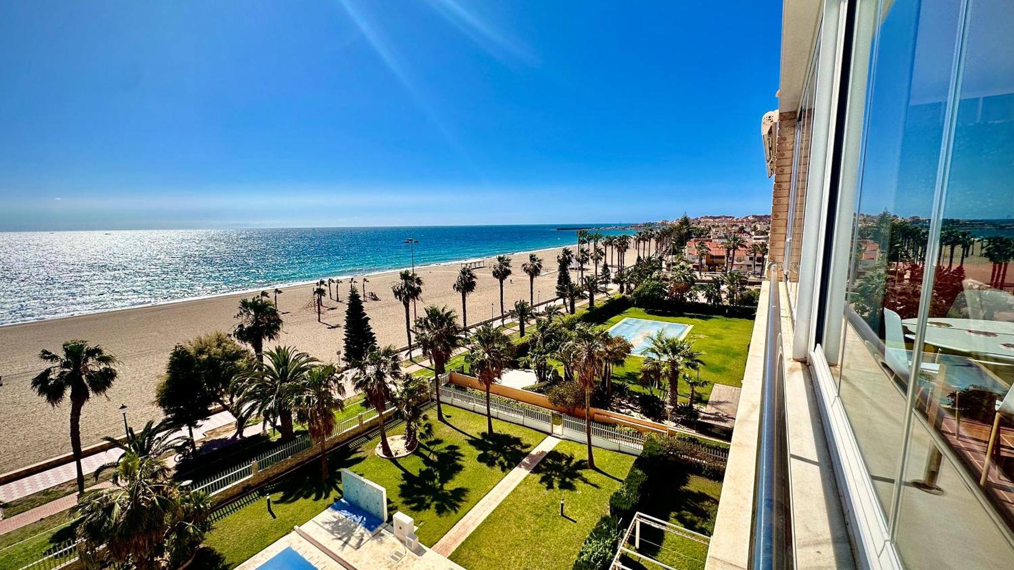 Vista Del Mar Residencial Appartement Roquetas de Mar Buitenkant foto